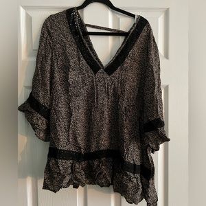 DR2 2x taupe boho top